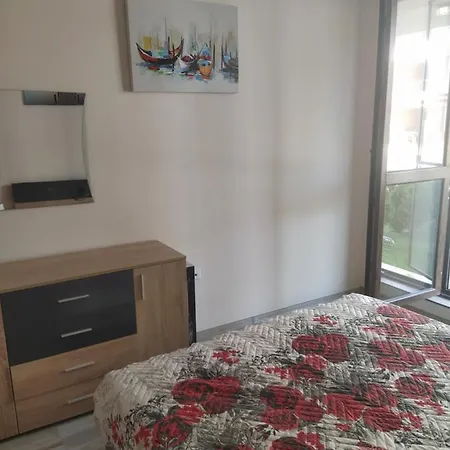 Apartment Маре Де Лукс Lŭka